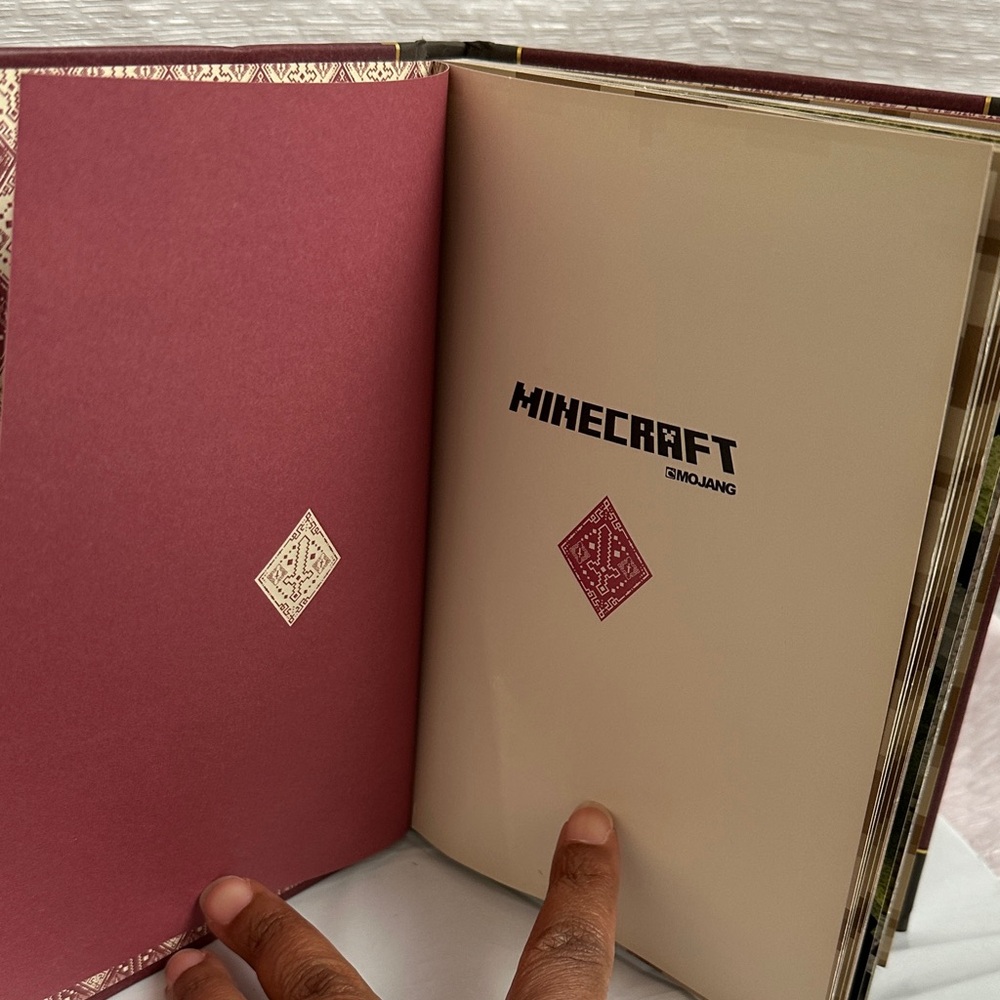 Minecraft Combat Handbook - Updated Edition - Picture 7 of 16